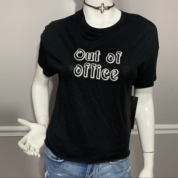 ‎NWT Carbon Copy "Out of Office" black tee - XS - Picture 5 of 8